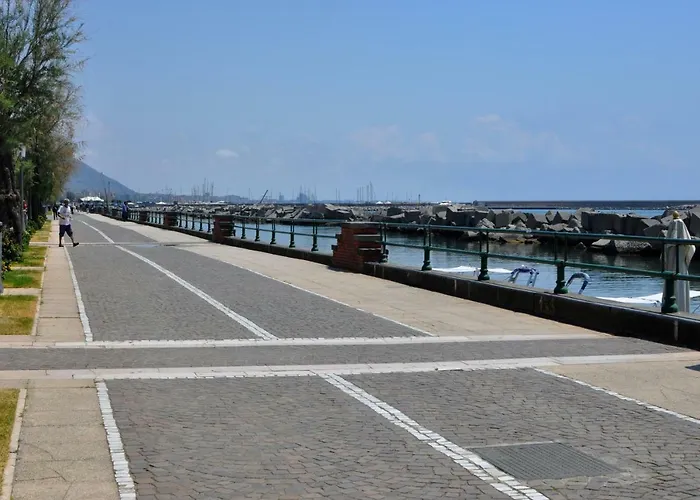 فندق مبيت وإفطار Capofortuna Centro